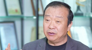 丝袜阿的性教育